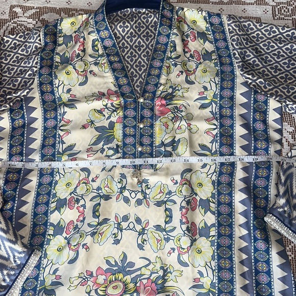 Designer Silk Kameez/Kurta - Picture 6 of 10